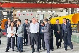 Председатель Народного собрания уезда Цзиньбянь Жэнь Лиго возглавил делегацию для инспекции компании Huajian