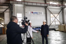 В первый рабочий день Года Лошади телеканал Циндао посетил Huashida и подготовил репортаж