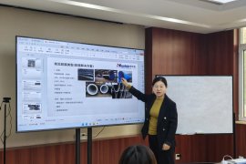 Qingdao Huashida повышает уровень сервиса и проводит обучение по оборудованию для 3PE антикоррозионного покрытия